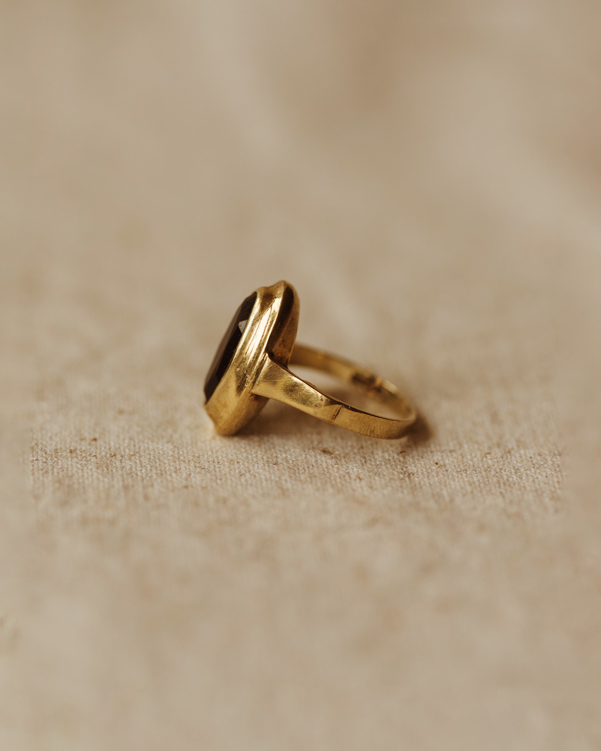Edalyn Vintage 8ct Gold Smoky Quartz Ring