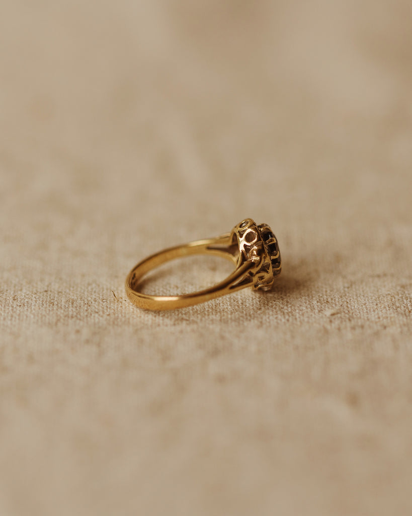 Vera Vintage 9ct Gold Sapphire & Diamond Ring