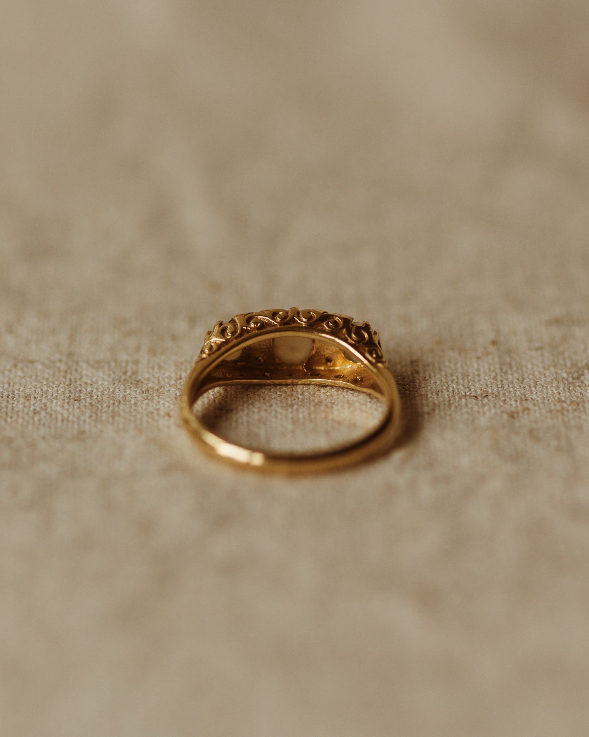 Alberta 1979 9ct Gold Opal & Diamond Ring