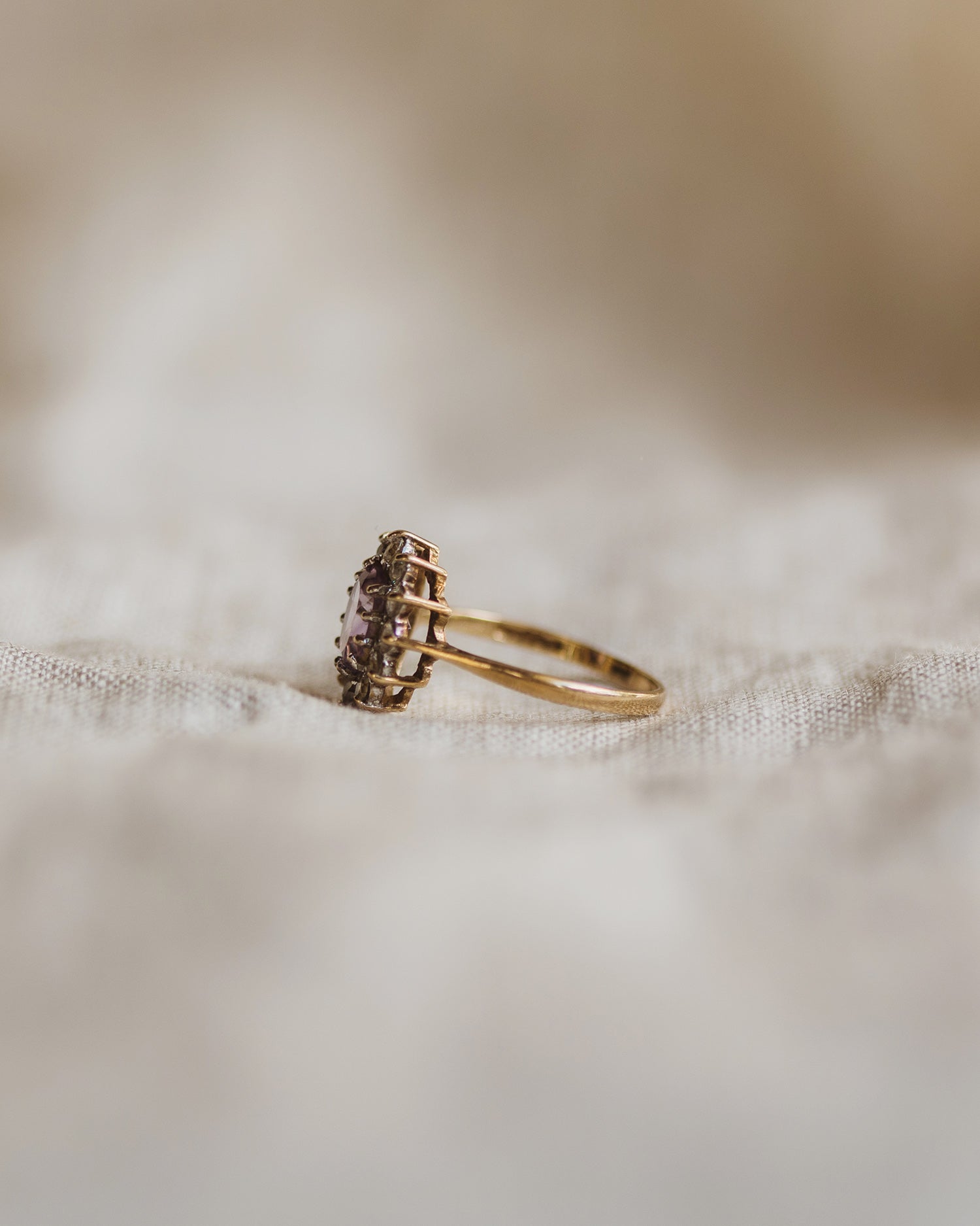 Este 9ct Gold Amethyst Ring