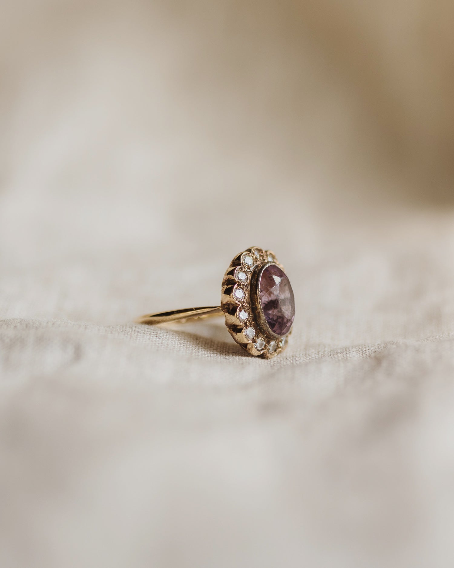 Verona 9ct Gold Amethyst Ring