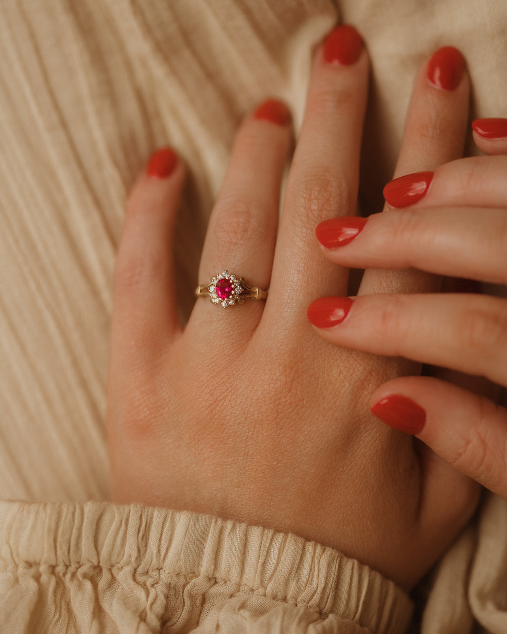 Eleanor 9ct Gold Vintage Ruby Ring