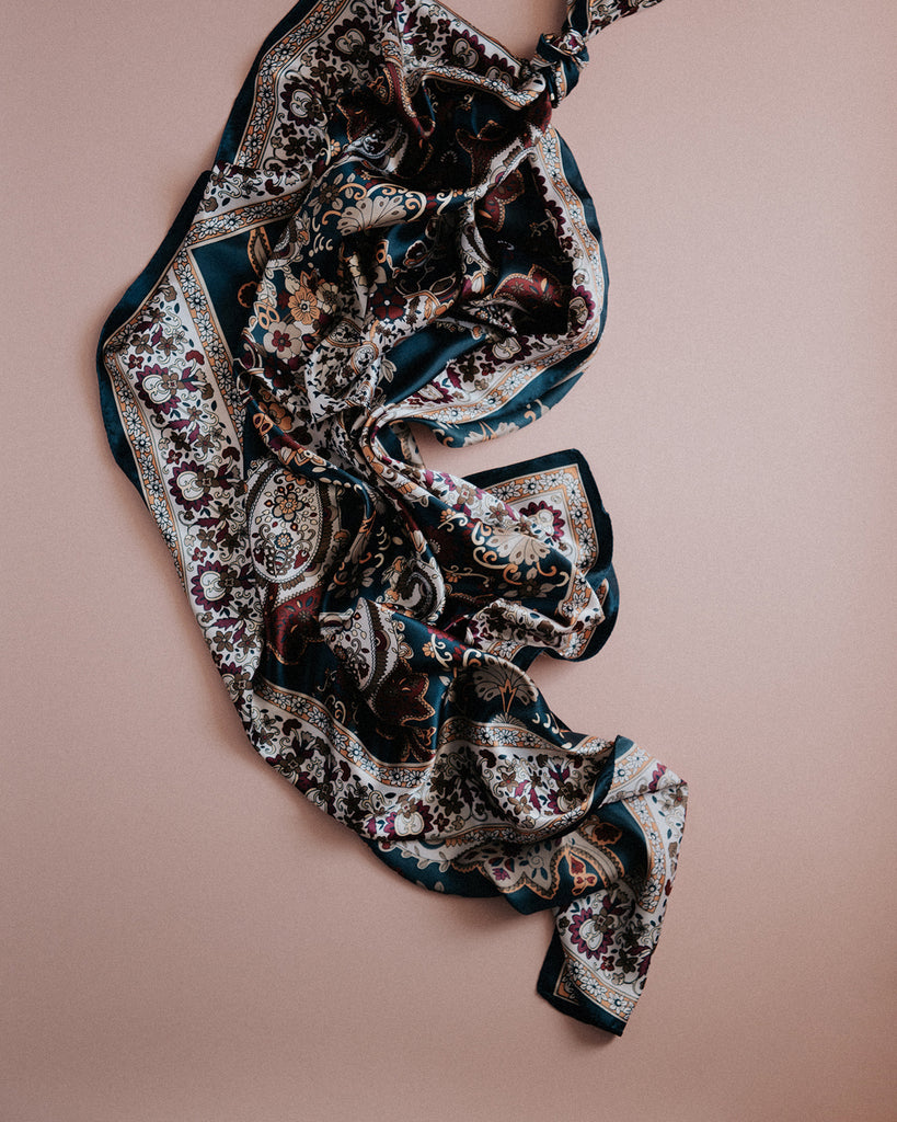 Clara Scarf