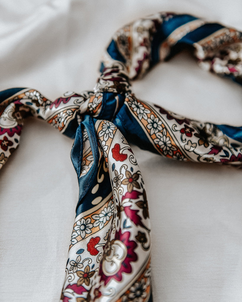 Clara Scarf
