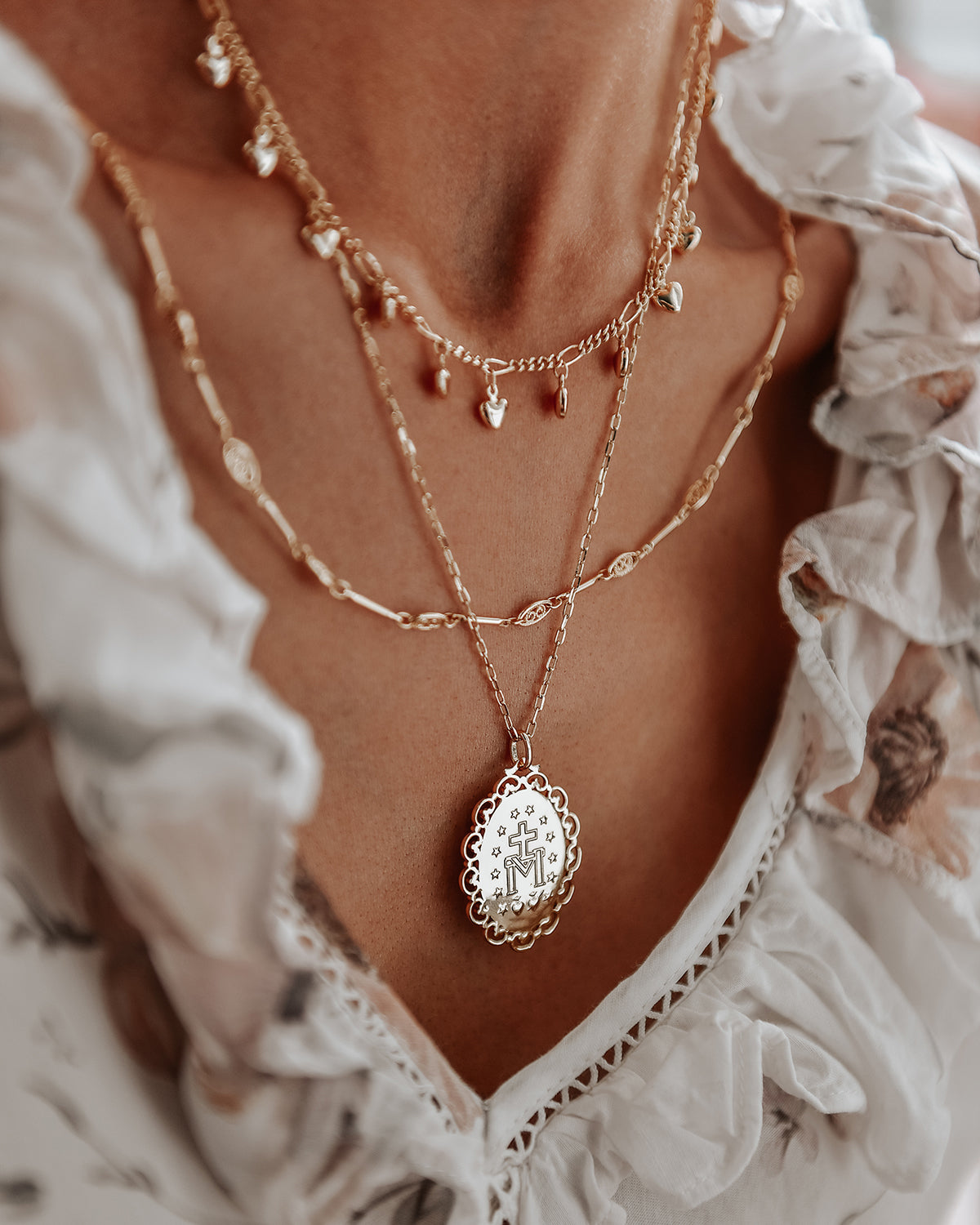 Rock n rose necklace 2025