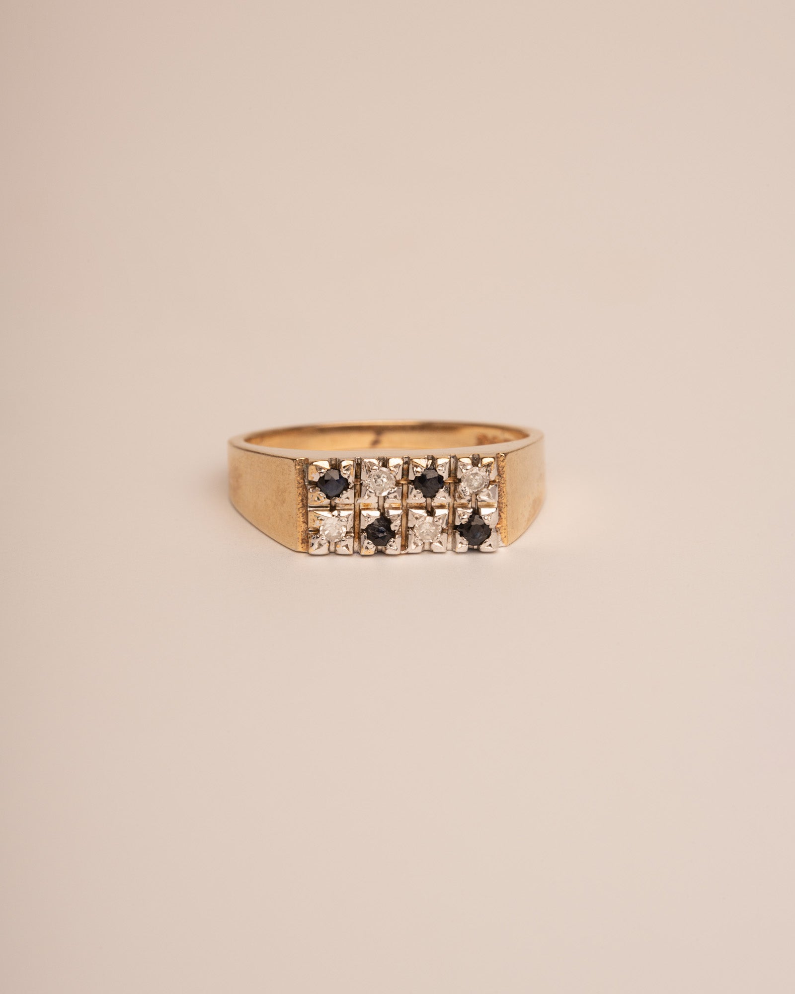 Image of Glory 9ct Gold Sapphire & Diamond Signet Ring