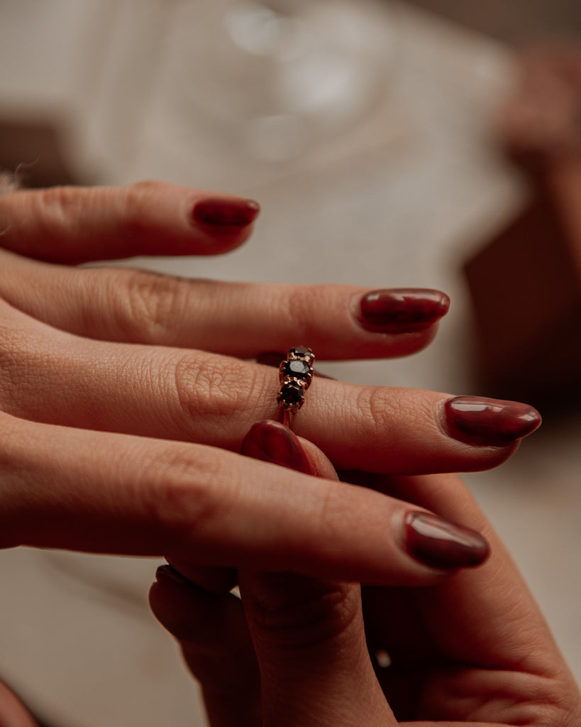 Hazel 9ct Gold Garnet Ring