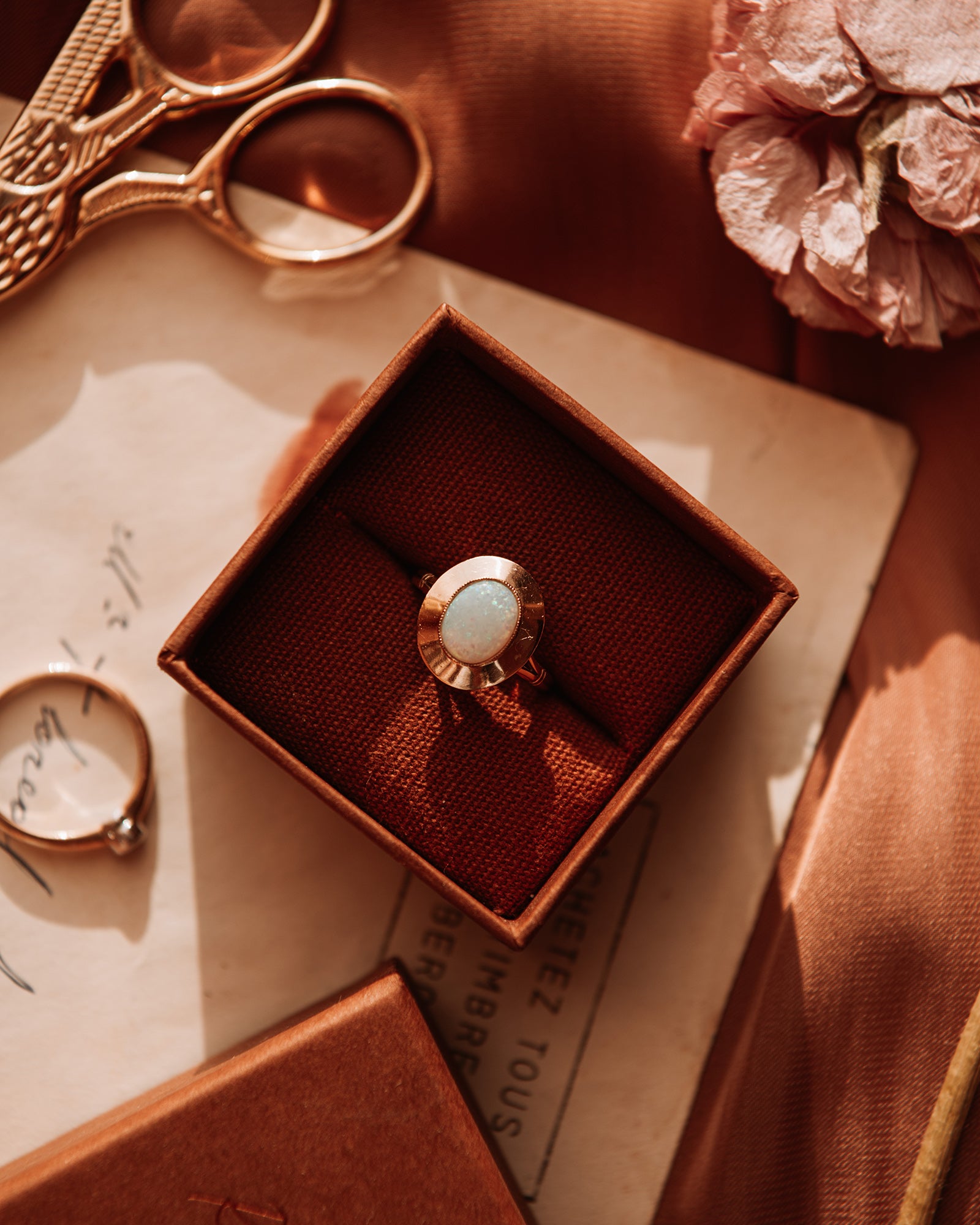Minerva 9ct Gold Opal Ring