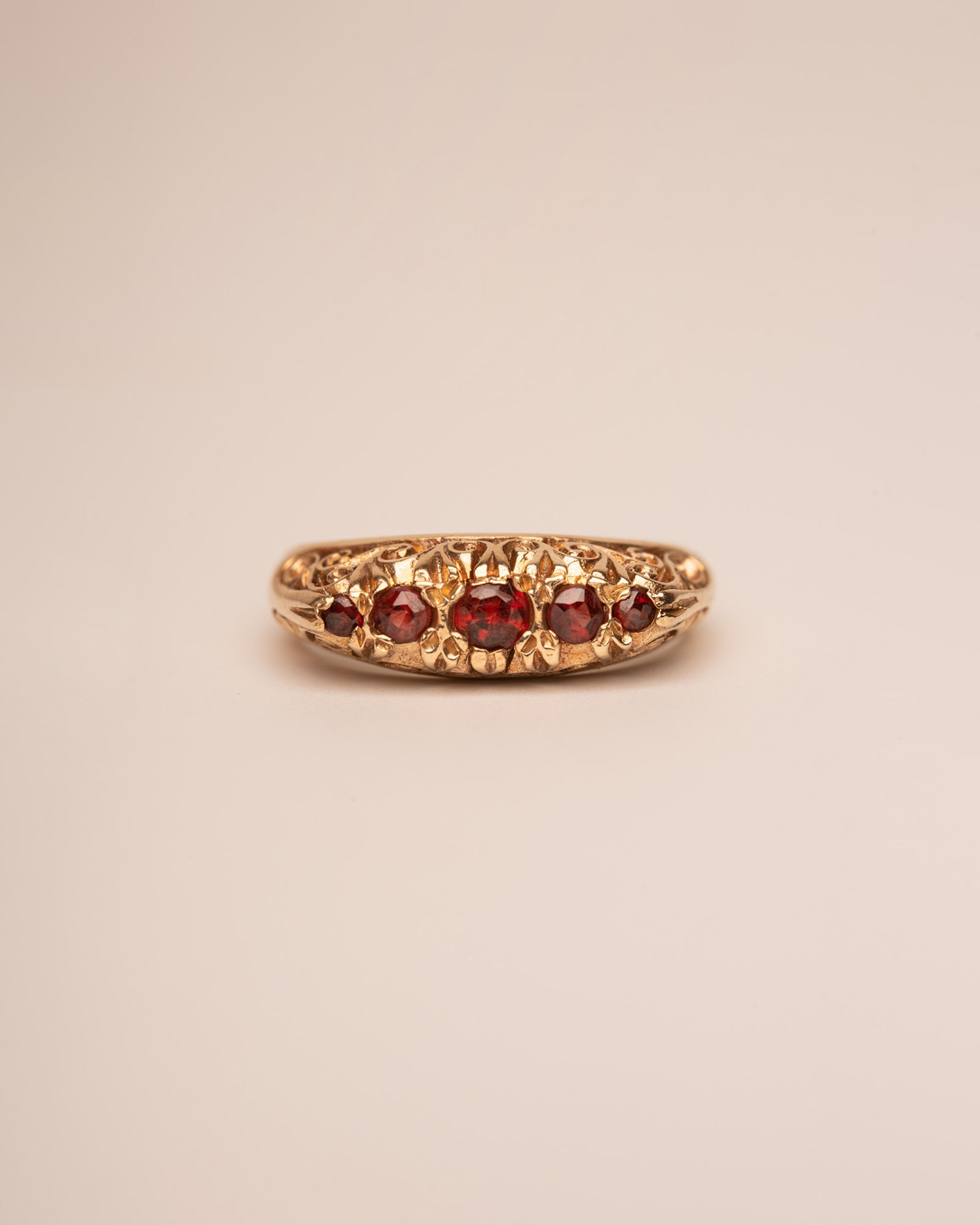 Image of Lavinia 9ct Gold Garnet Ring