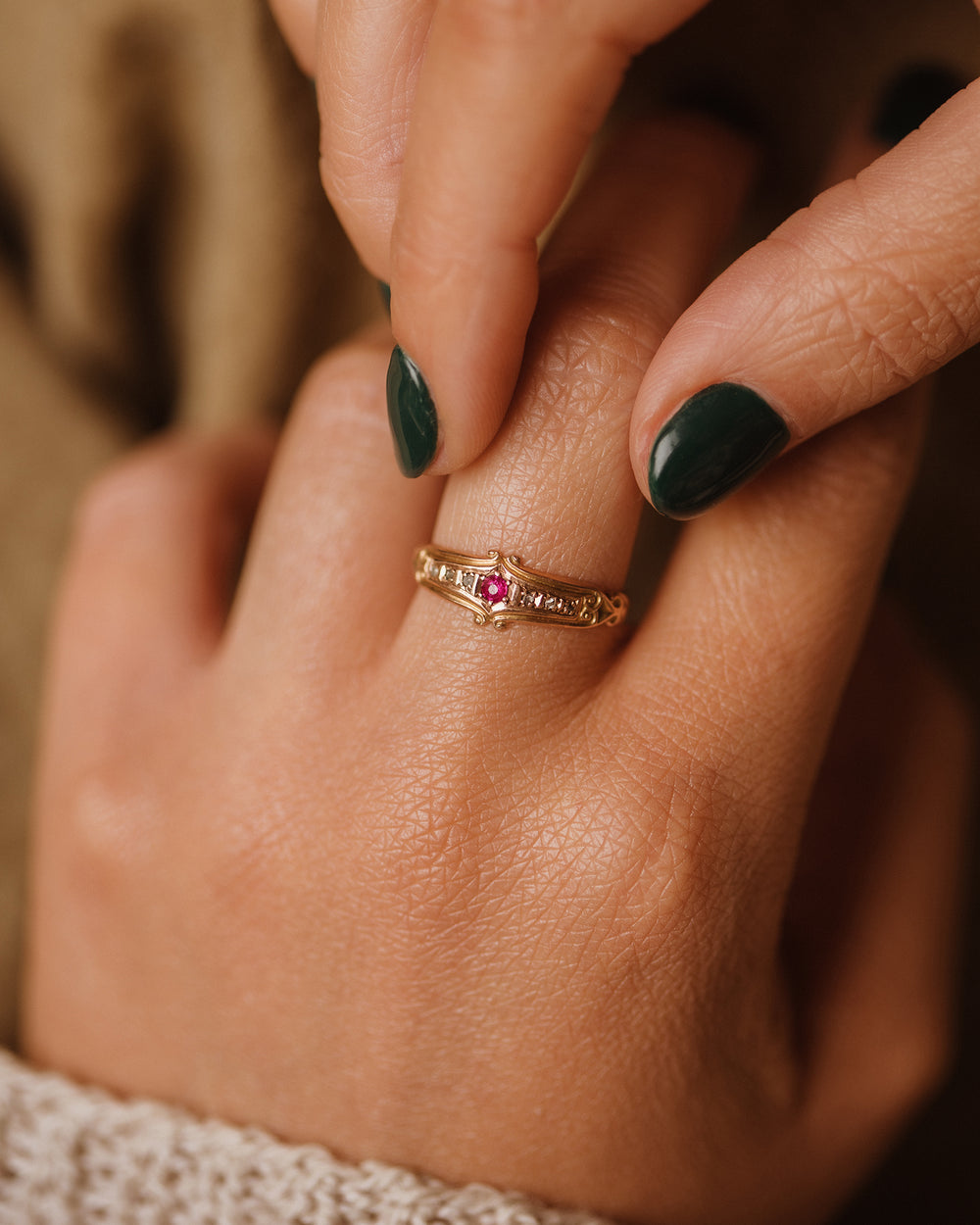 Beryl 1915 9ct Gold Ruby & Diamond Ring