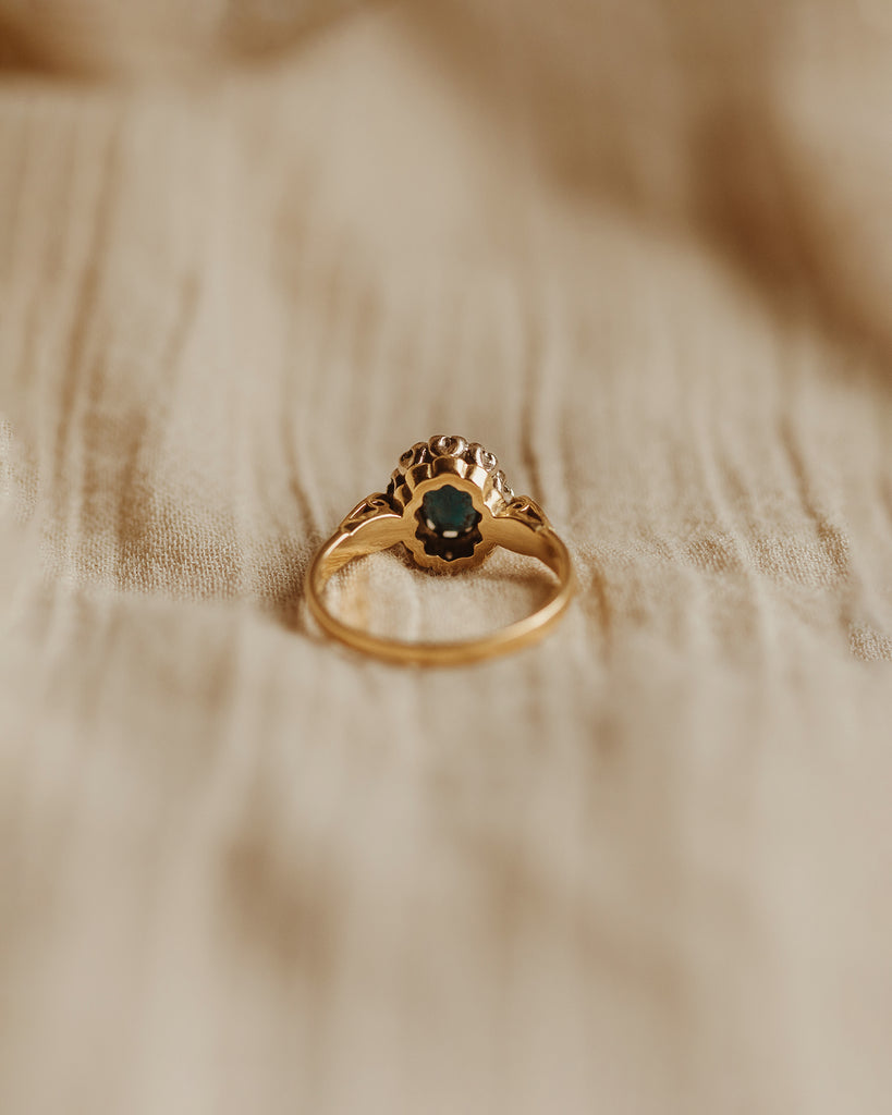 Gwendolyn 1975 18ct Gold Sapphire & Diamond Ring