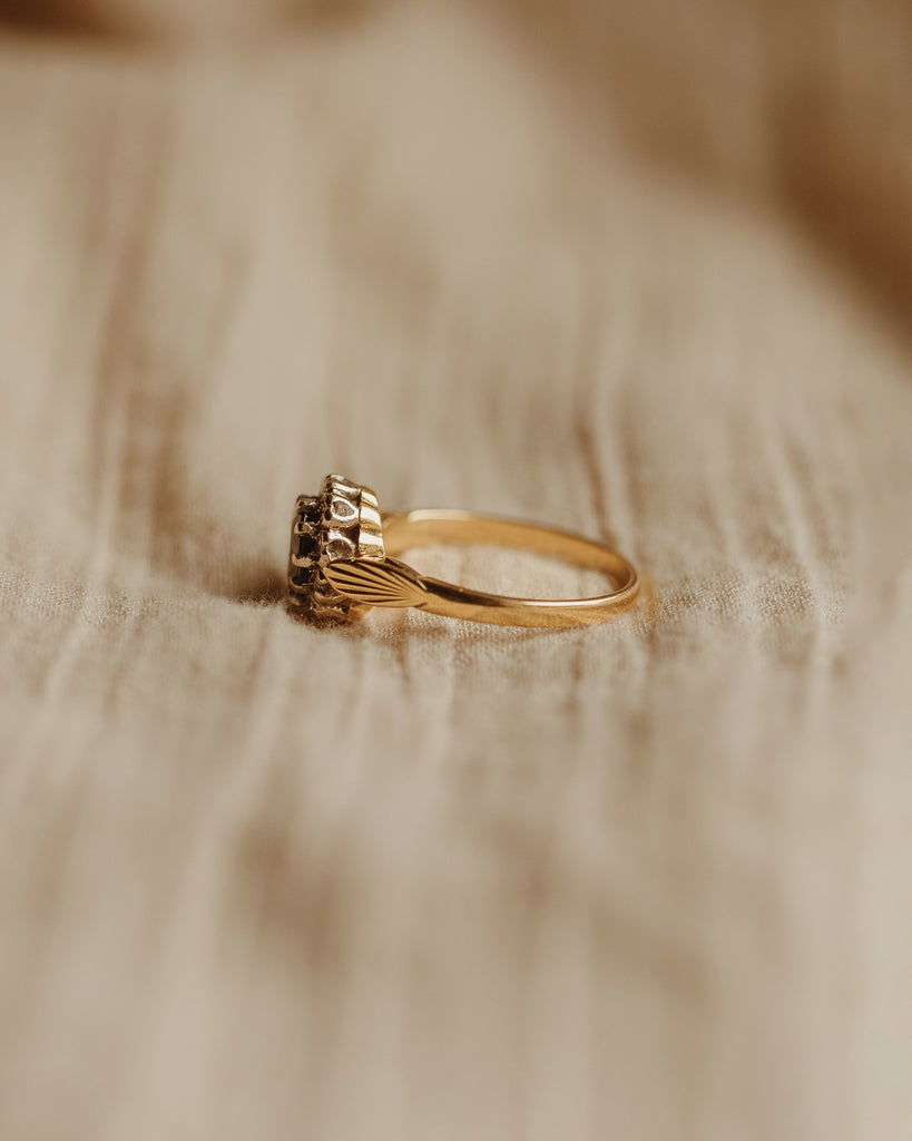 Gwendolyn 1975 18ct Gold Sapphire & Diamond Ring
