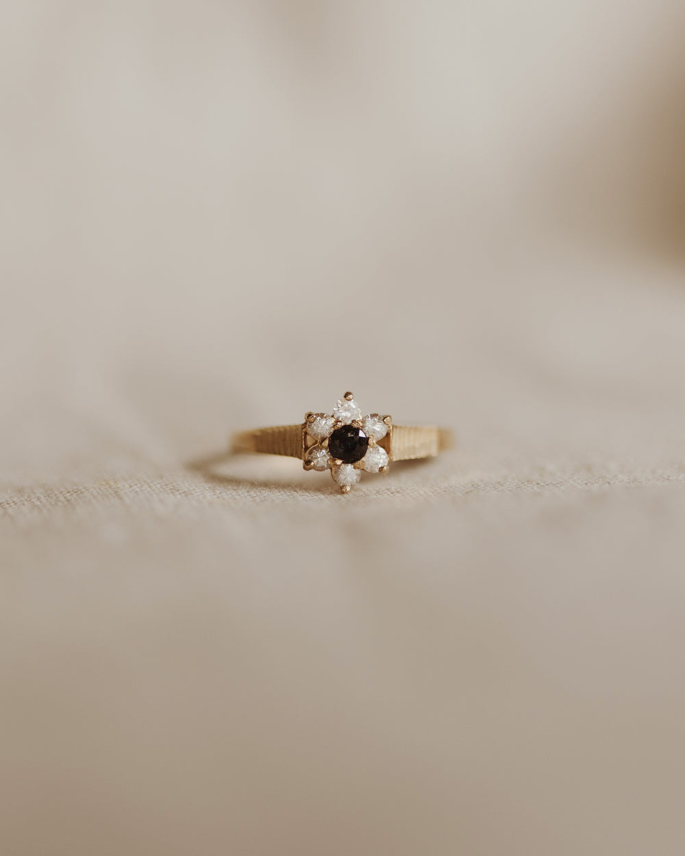 Marigold 9ct Gold Sapphire Ring