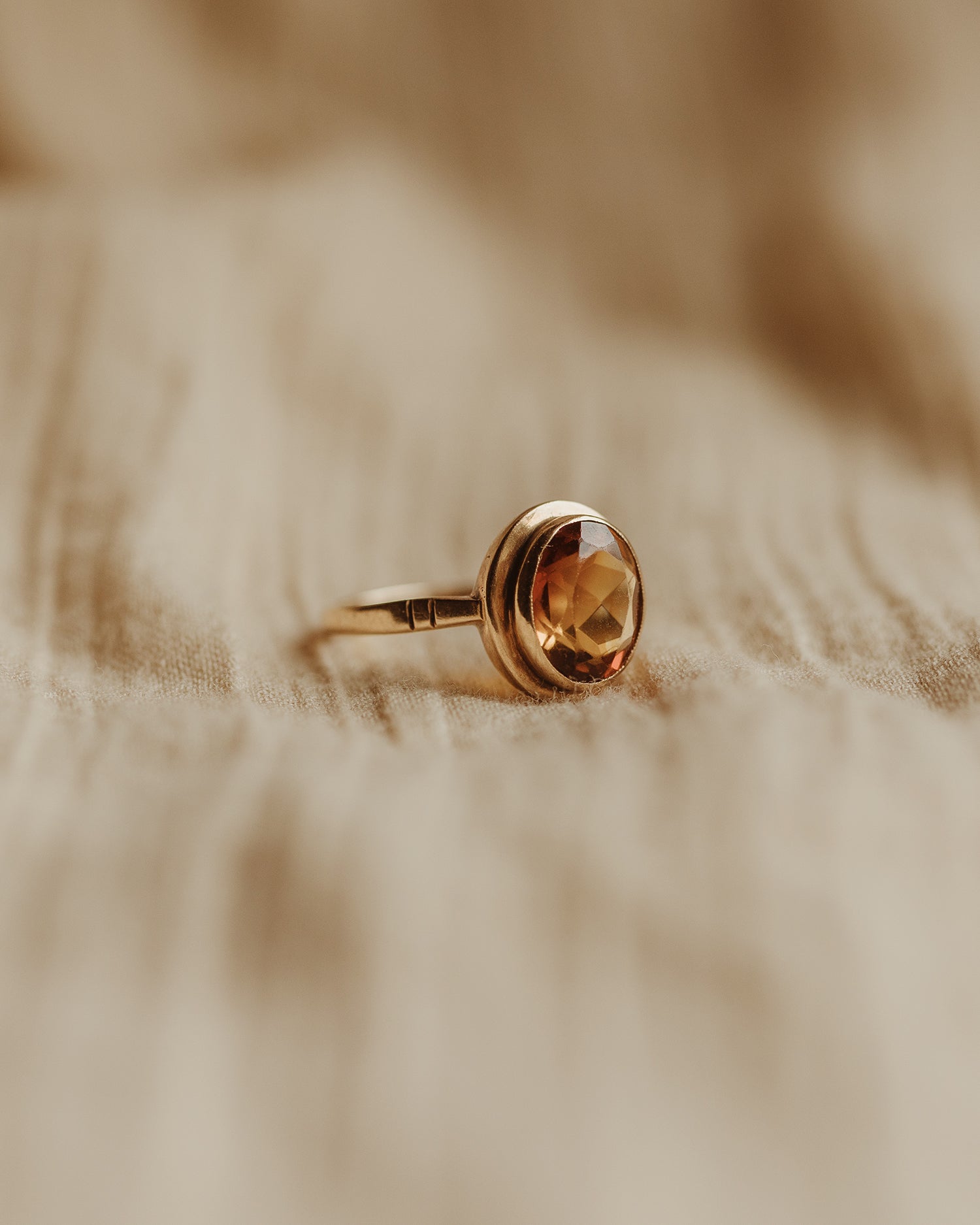 Rena 1968 9ct Gold Citrine Ring