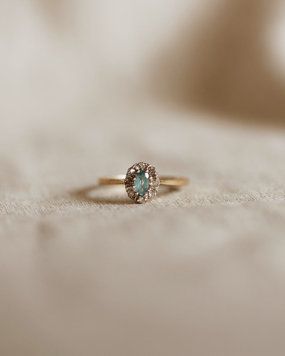 Ossie 9ct Gold Blue Topaz Ring