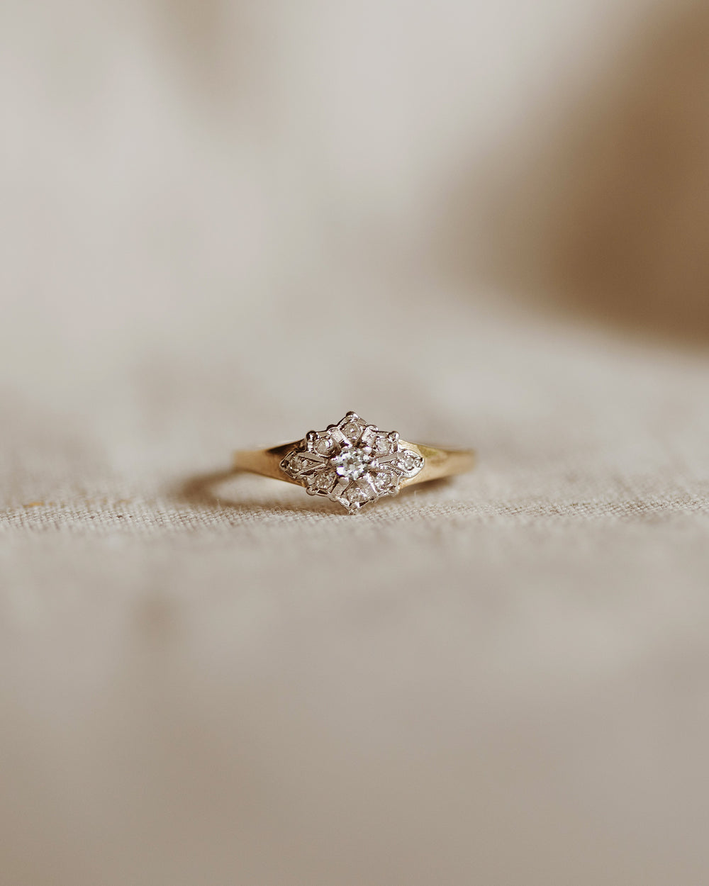 Nettie 9ct Gold Aquamarine & Diamond Ring