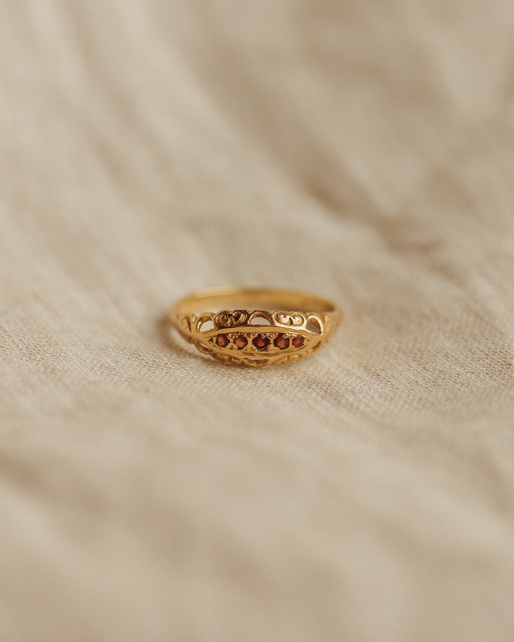 Audra 18ct Gold Garnet Ring