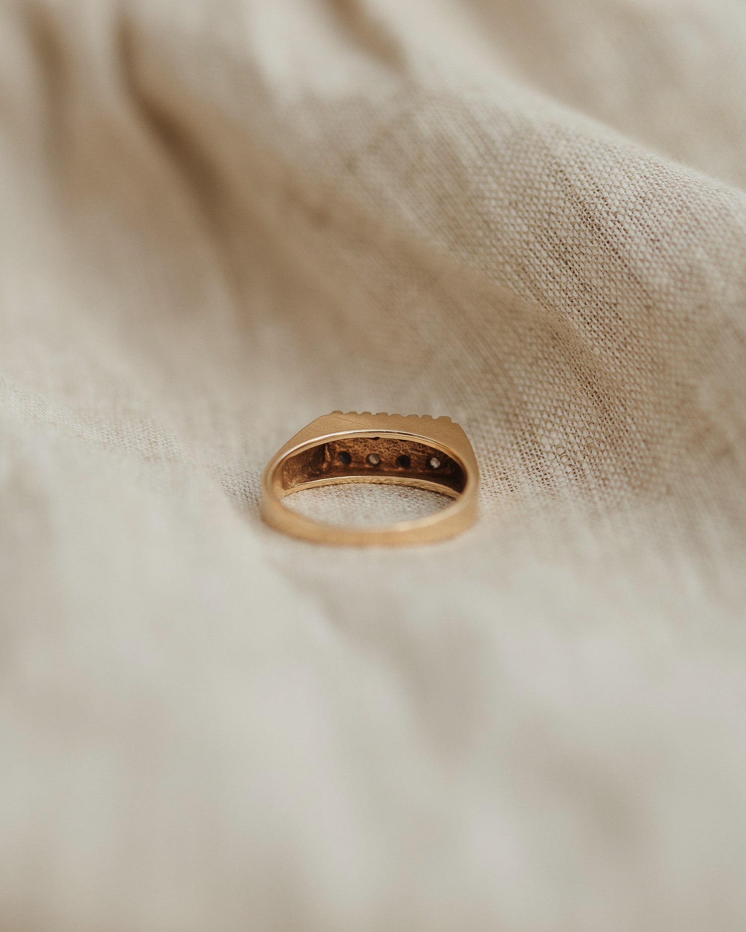 Yvette 1976 9ct Gold Sapphire & Diamond Ring
