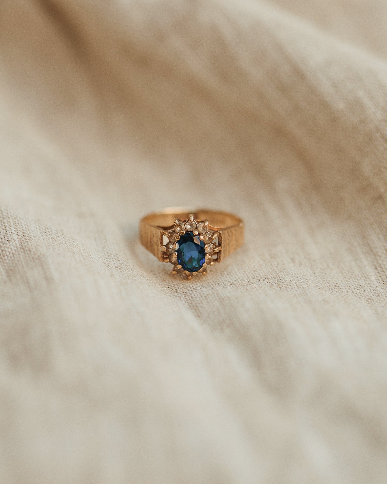 Image of Celeste 1977 9ct Gold Sapphire Ring