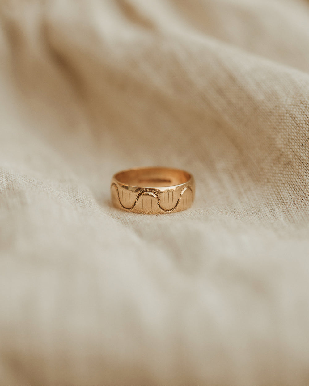 Georgette 1972 9ct Gold Band Ring