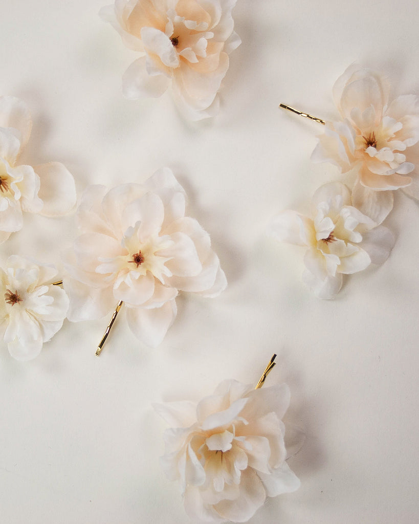Franny Flower Hair Pins - Blush