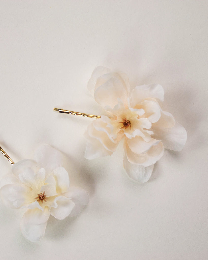 Franny Flower Hair Pins - Blush