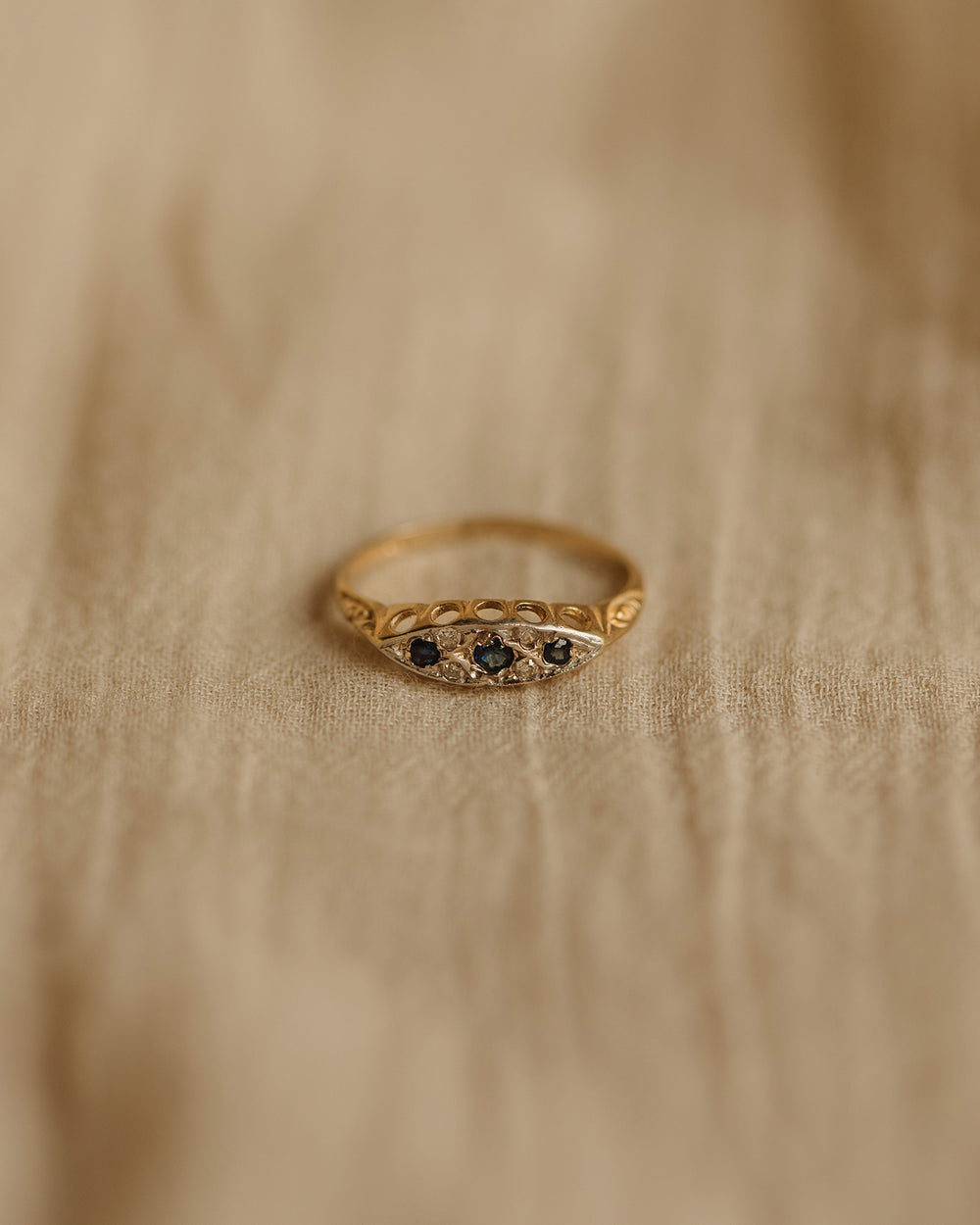 Evie Antique 9ct Gold Sapphire & Diamond Ring