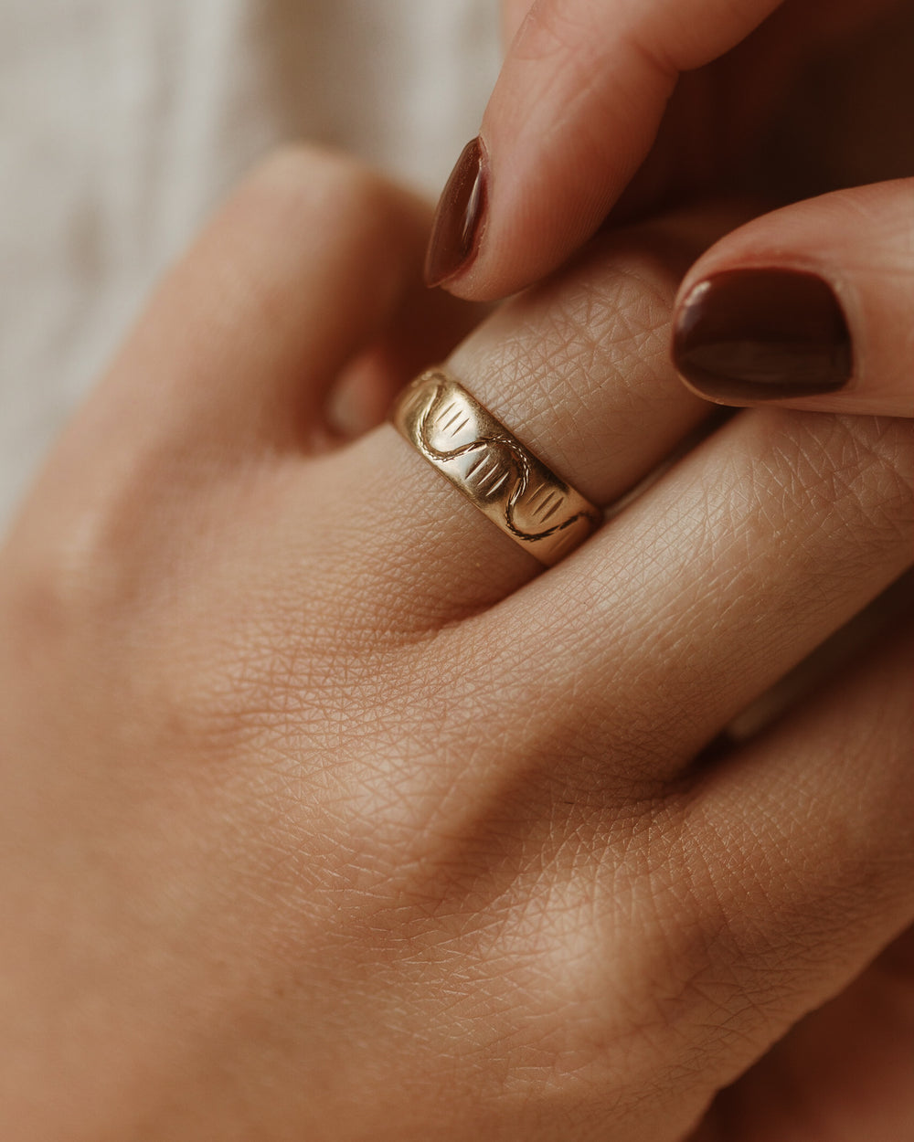 Georgette 1972 9ct Gold Band Ring