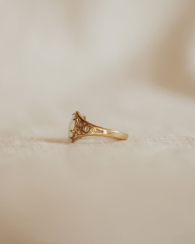 Beulah 9ct Gold Opal Ring