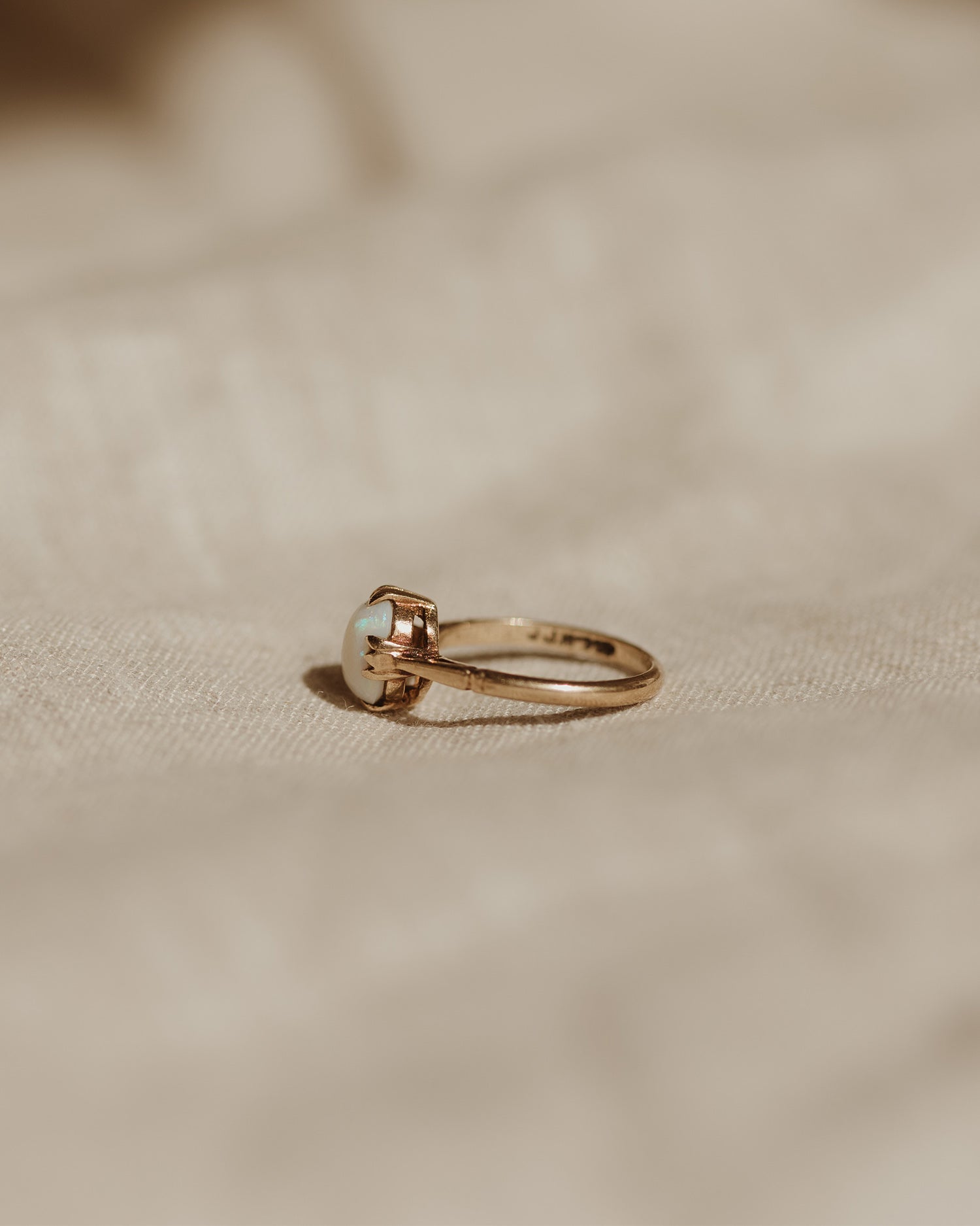 Hazel 9ct Gold Opal Ring