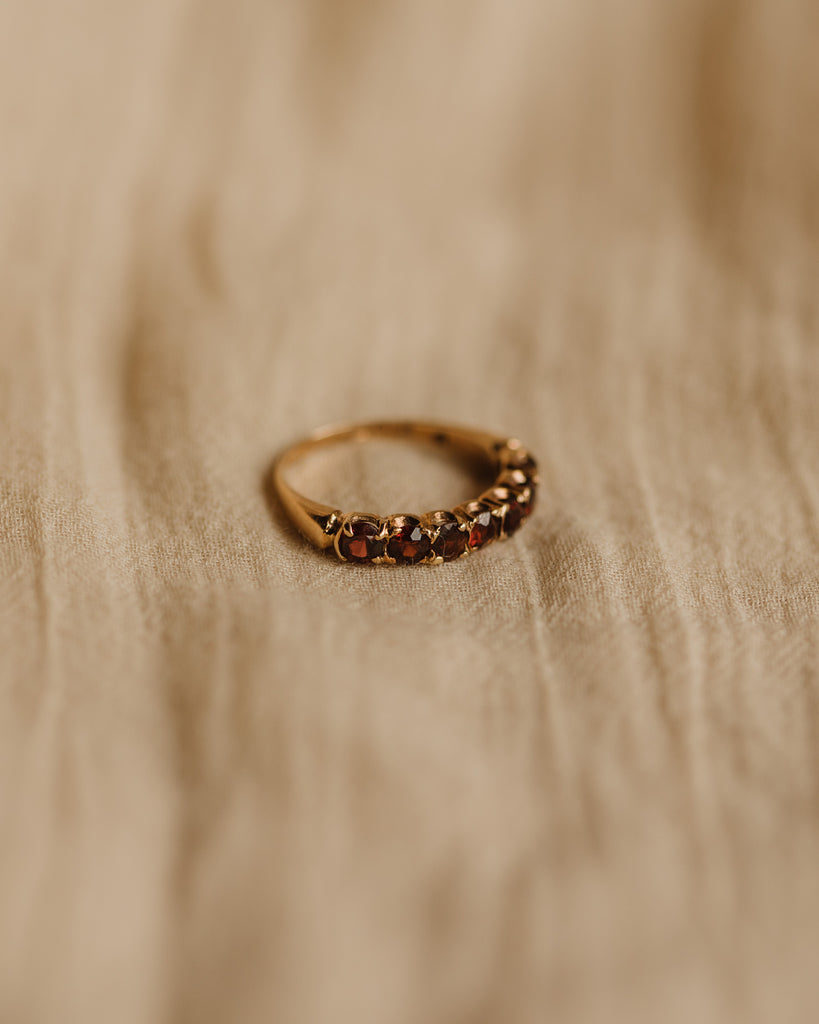 Zadie Vintage 9ct Gold Garnet Ring