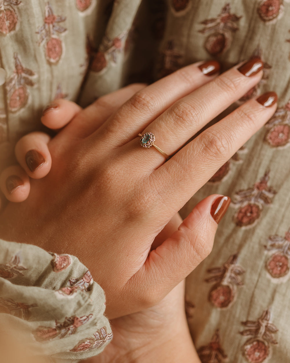Ossie 9ct Gold Blue Topaz Ring