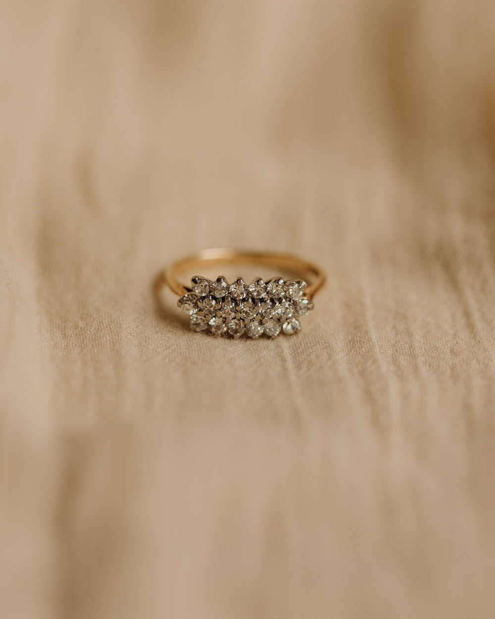Bess 1982 9ct Gold CZ Ring