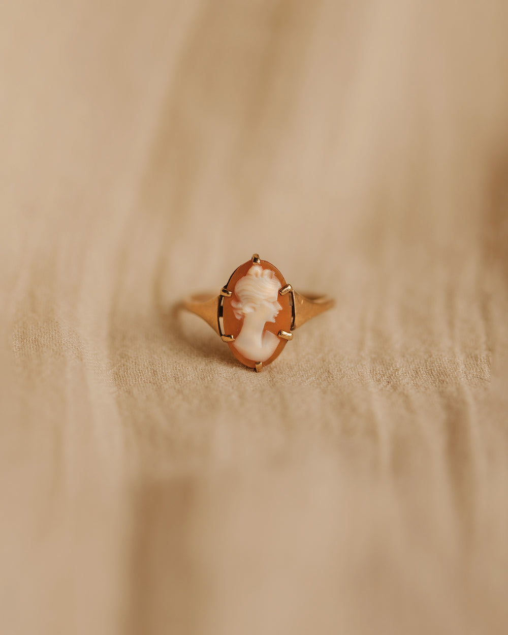 Constance Vintage 9ct Gold Cameo Ring