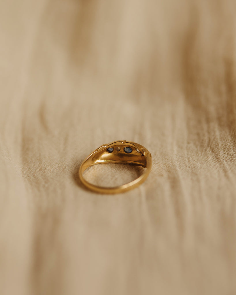 Olive 1918 18ct Gold Sapphire & Diamond Ring