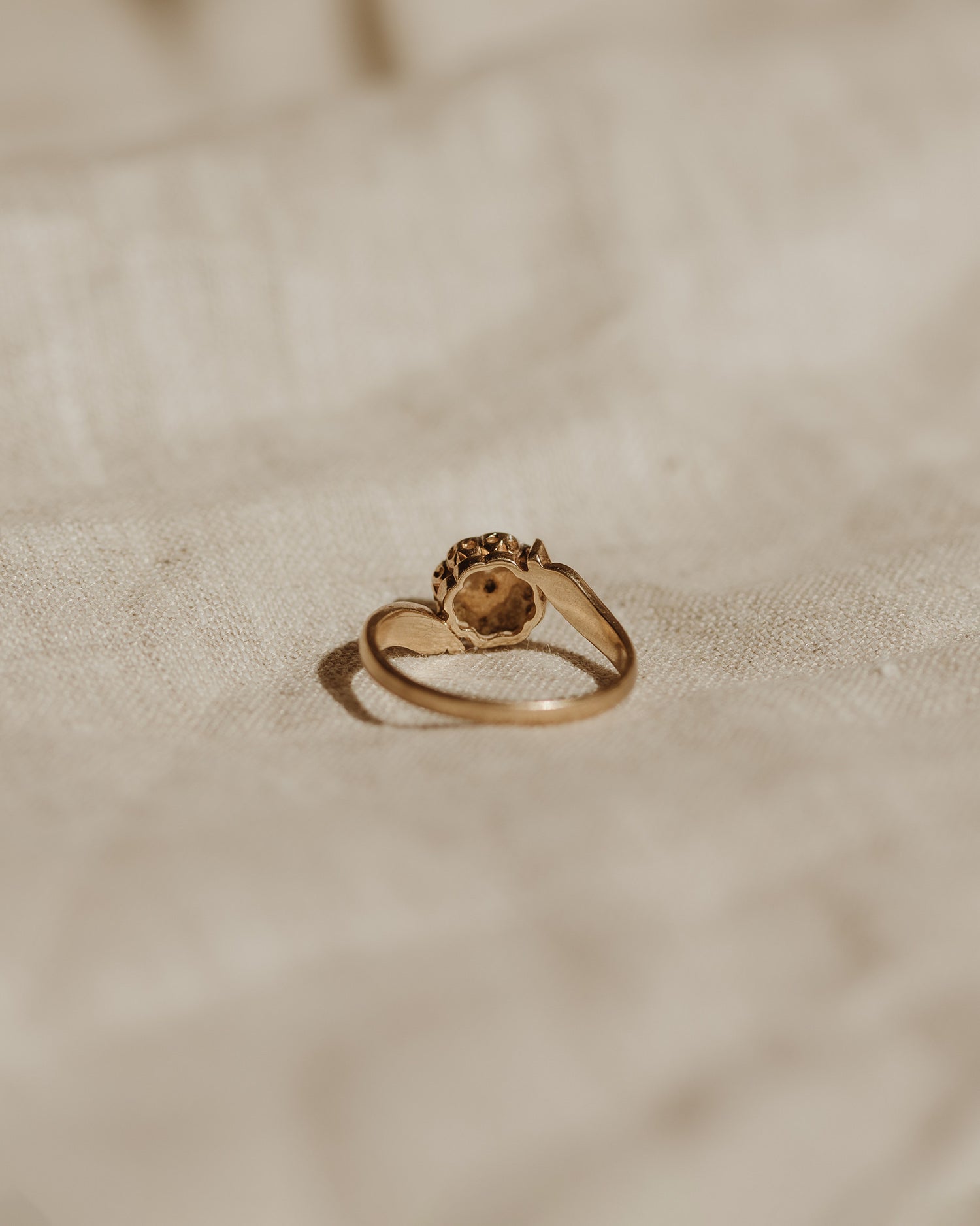 Arie 9ct Gold Nine Diamond Ring