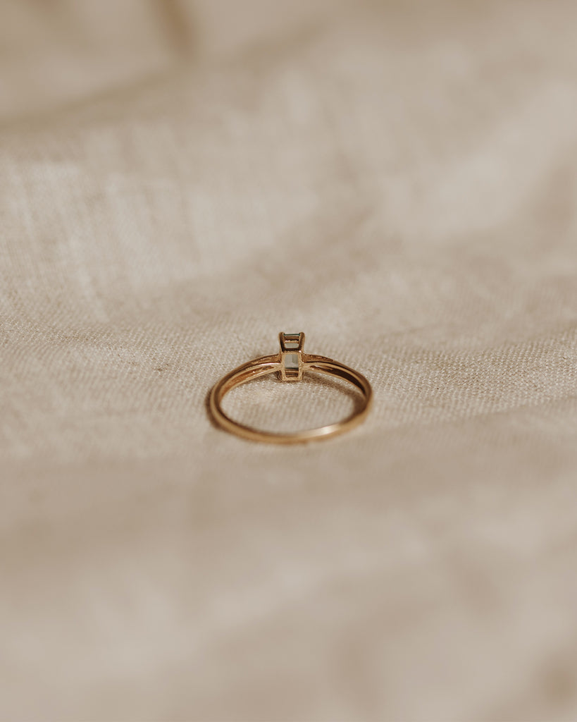 Cora 9ct Gold Aquamarine Ring