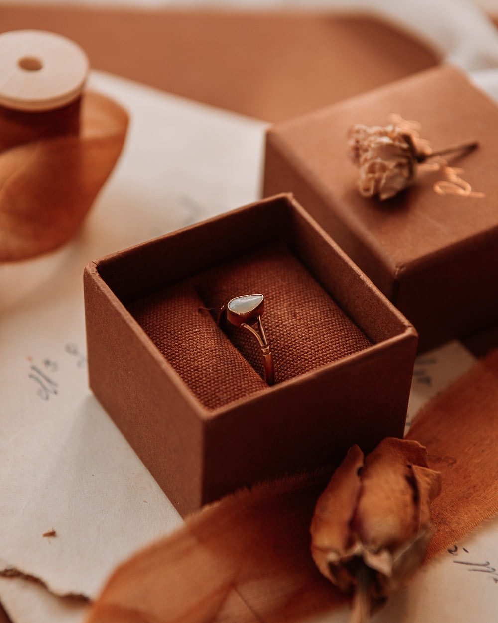 Willa 9ct Gold Vintage Opal Ring