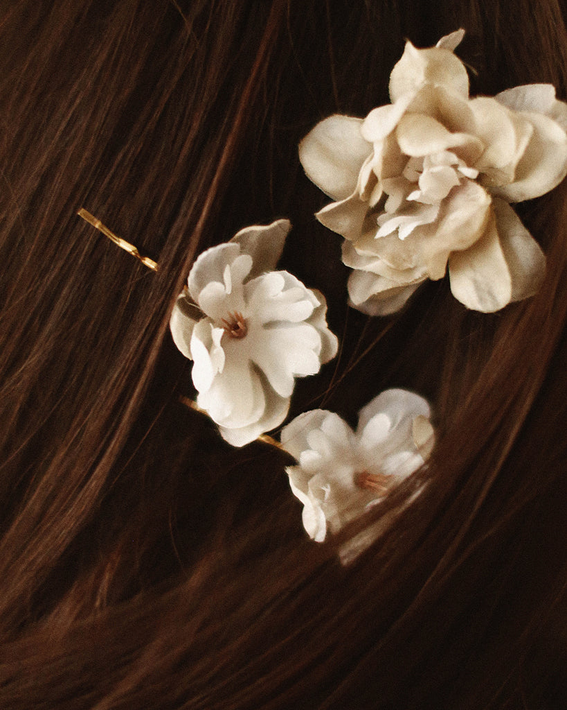 Franny Flower Hair Pins - Nude